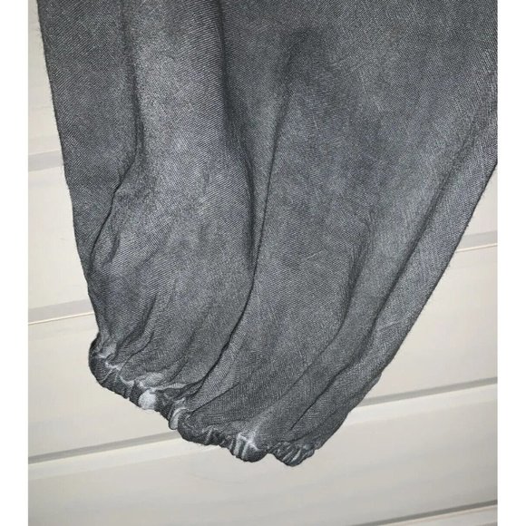 NWT Entro Sz SMALL Gray Mineral Wash Ruffle Blouse Top Cold Shoulder Boho - Picture 4 of 9